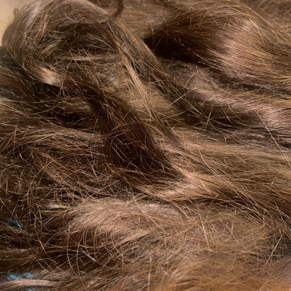 Beautiful 100% human hair 24 inch wavy- brown & reddish undertones/BOBBI BOSS - Picture 9 of 14